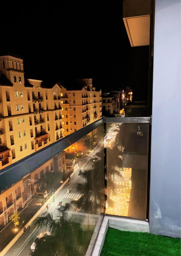 Two Palm Tree Villas Condominium - Studio 8Th Fl With Balcony - Across Terminal 3 Airport Pasay Ngoại thất bức ảnh